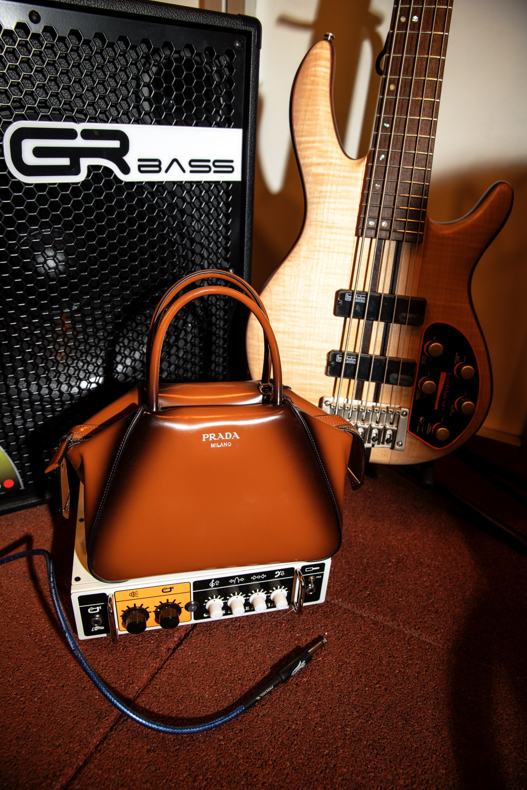 EXTRAS MUSIC ISSUE Harper's Baazar