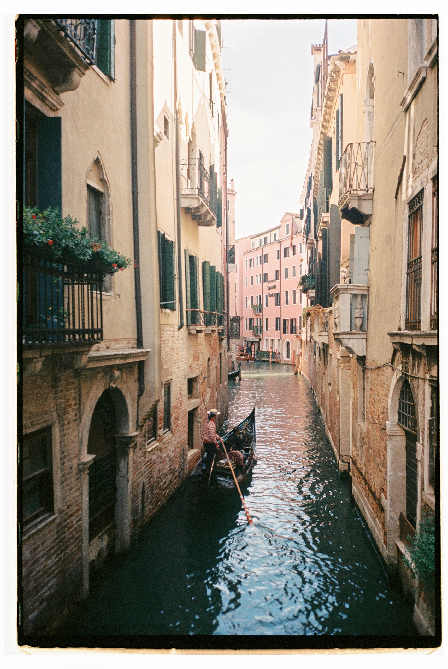 Postcards from Venecia