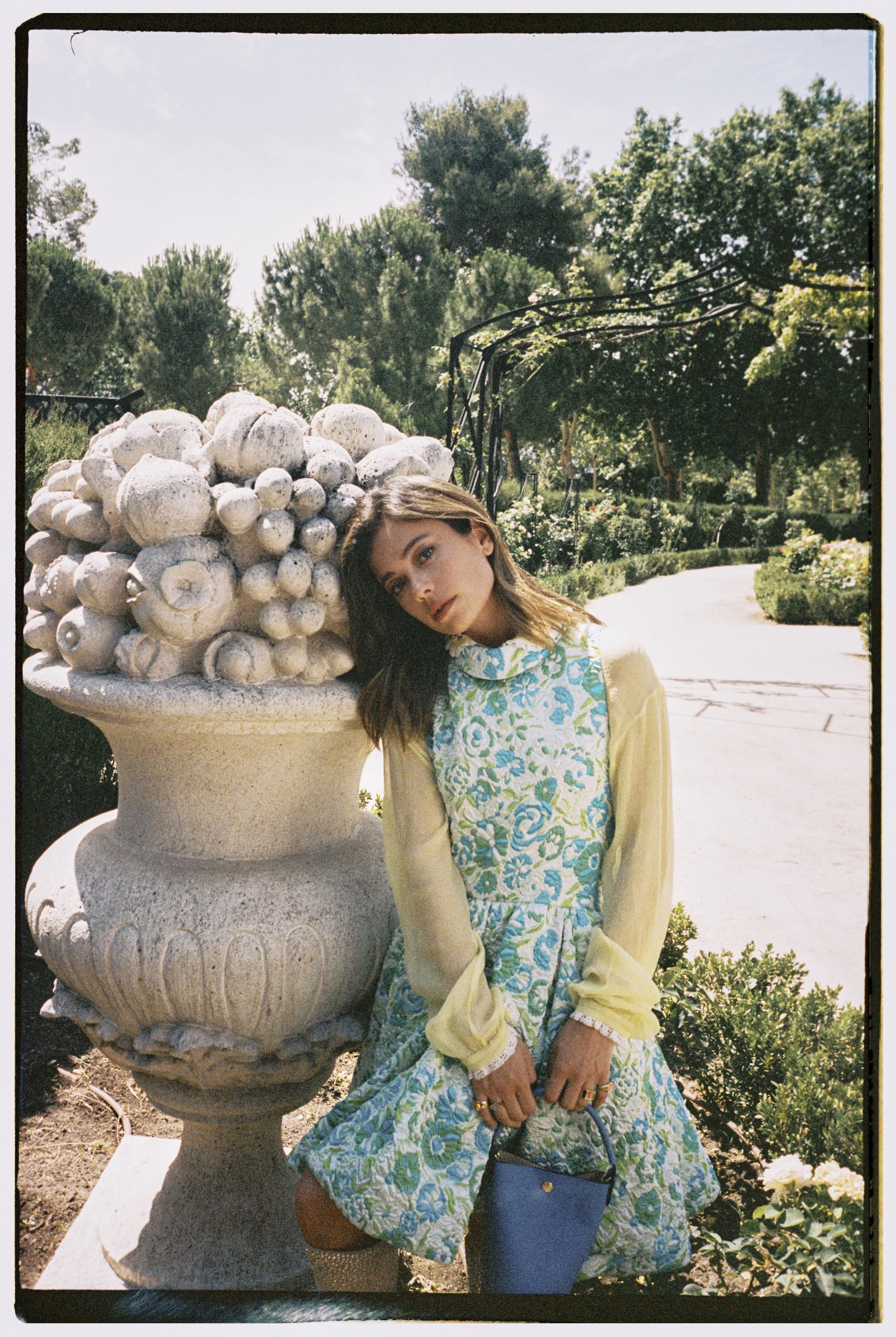 Anna Castillo x Folie