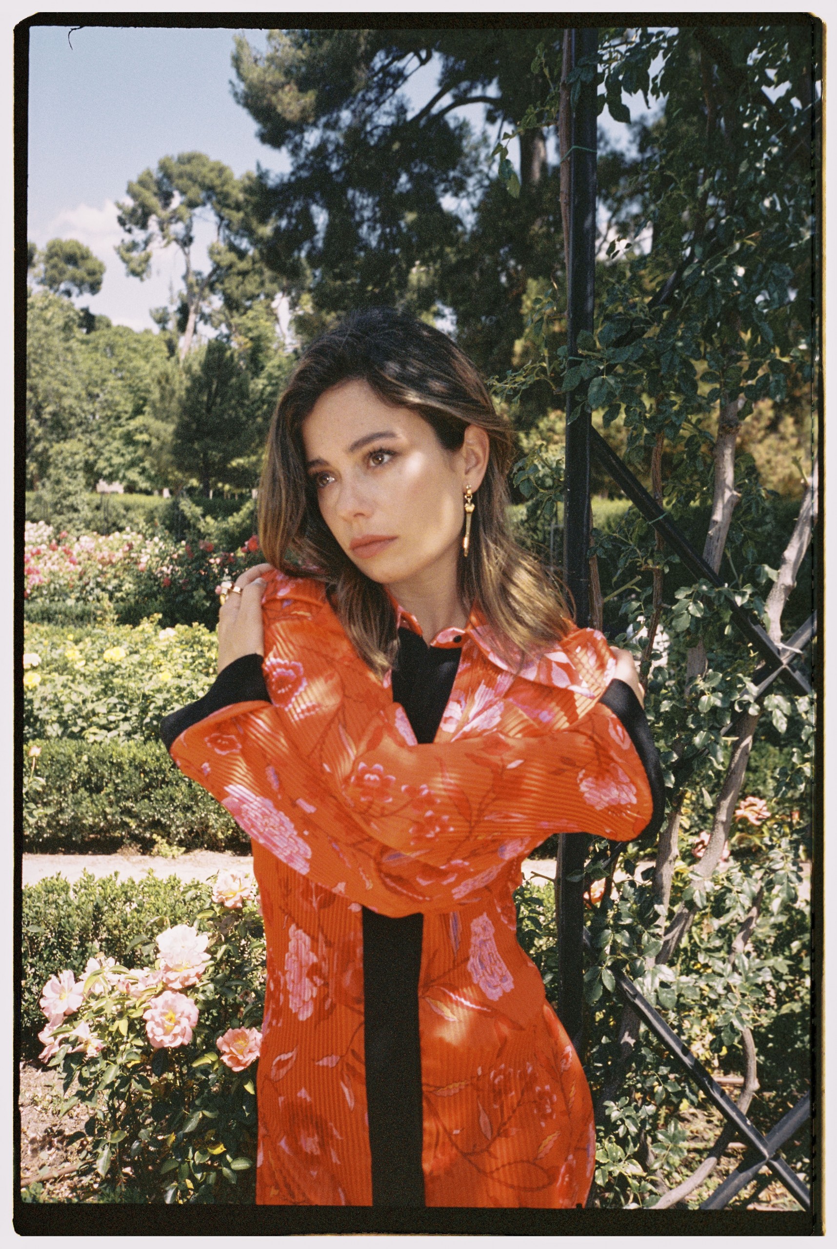 Anna Castillo x Folie