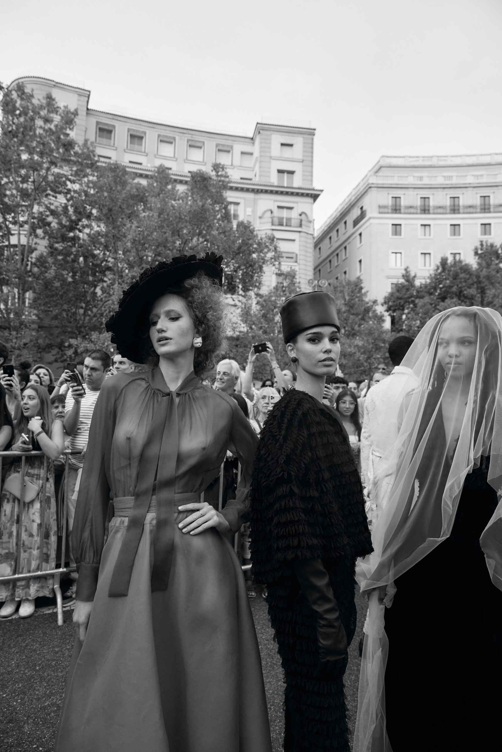 Desfile inaugural Madrid es Moda Puerta de Alcalá