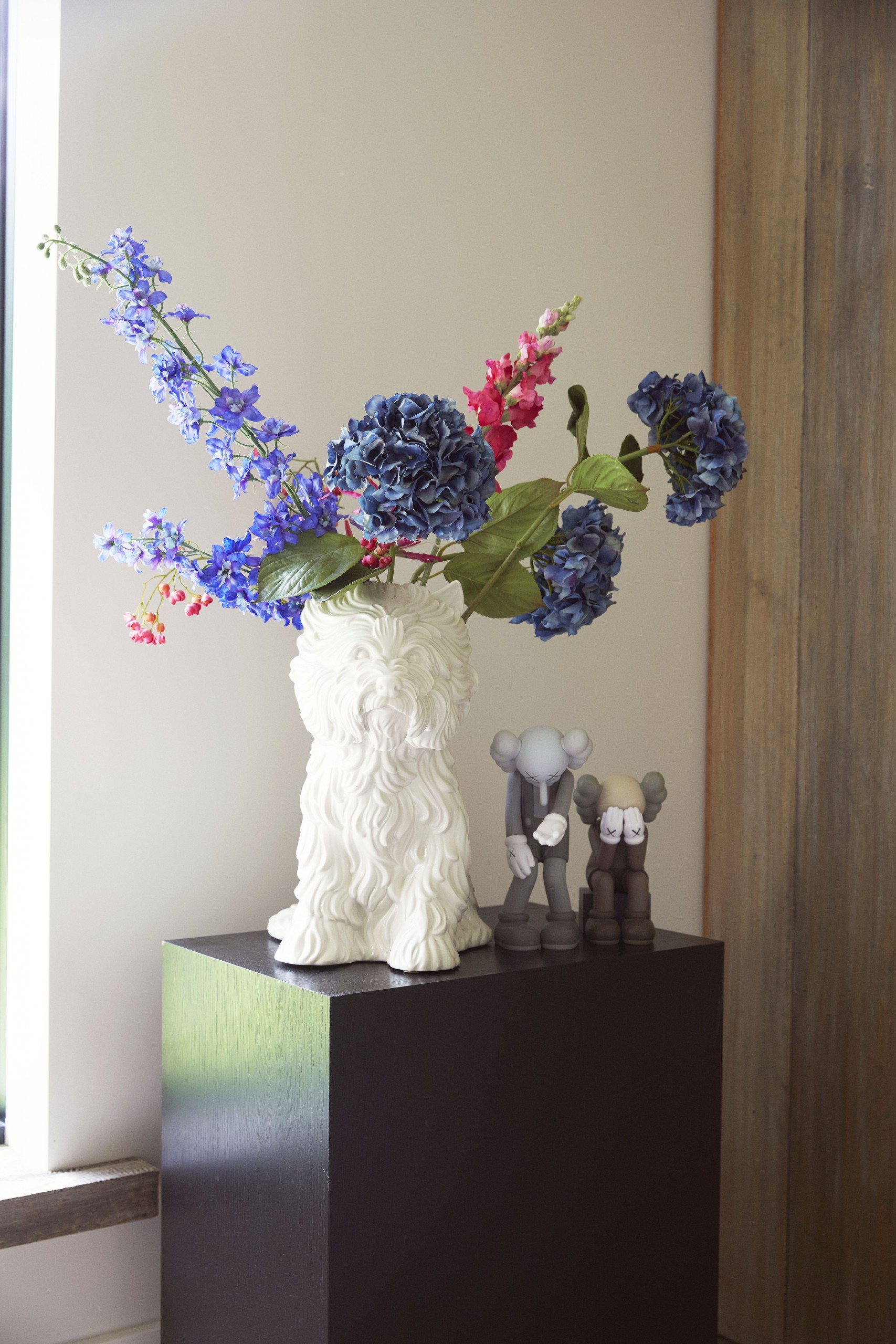 Kim Logchies x Harper's Baazar