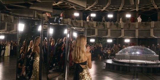 Desfile Aniversario Pedro Del Hierro